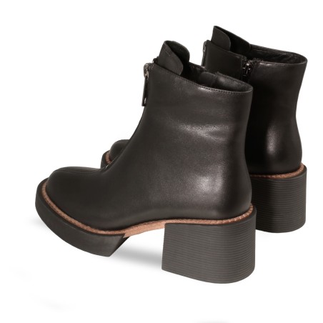 Black colour women ankle boots