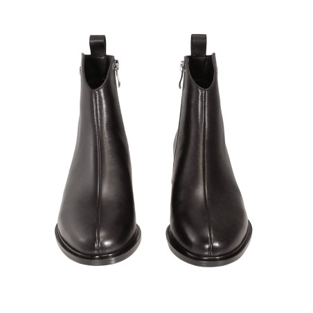 Black colour women ankle boots