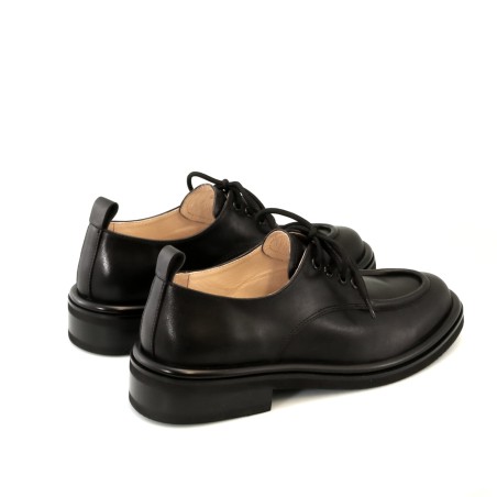 women court shoes