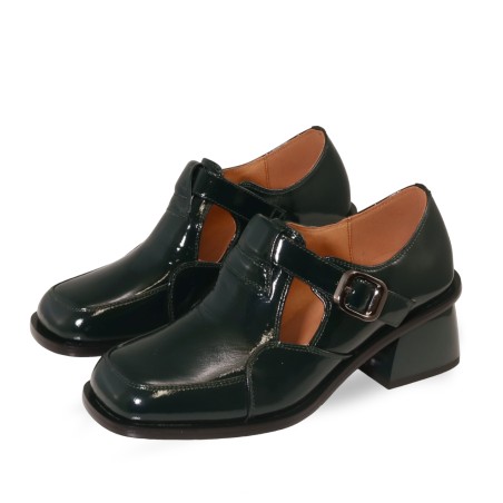 women court shoes