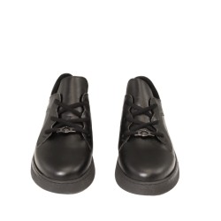 women court shoes