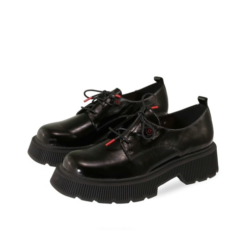 women court shoes