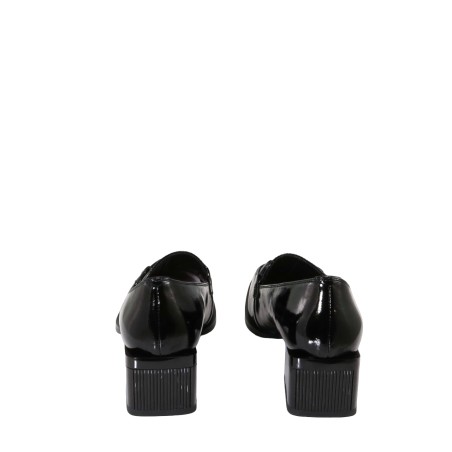 women court shoes