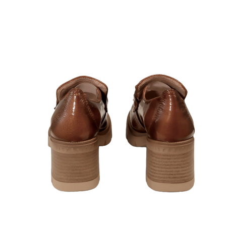 women court shoes