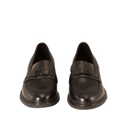 women court shoes
