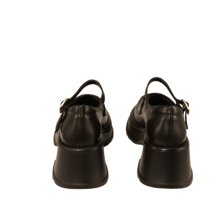 women court shoes