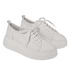 women court shoes