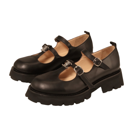 women court shoes