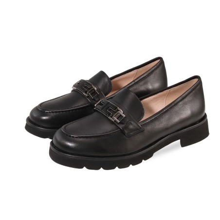 women court shoes