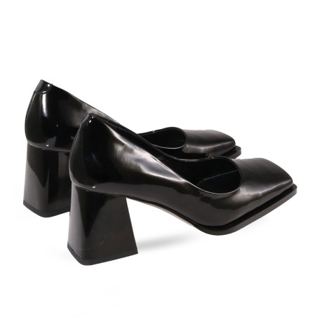 women court shoes