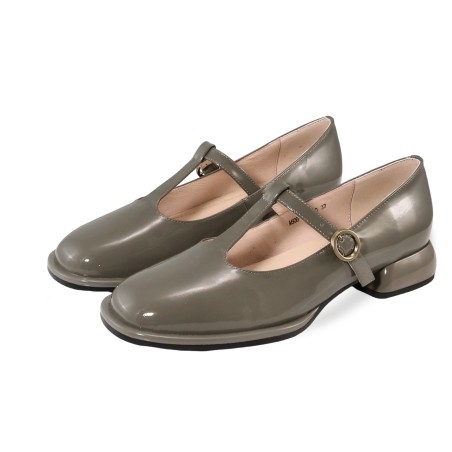 women court shoes