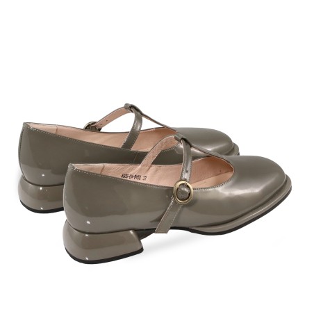 women court shoes