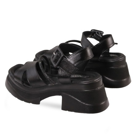 Women sandals