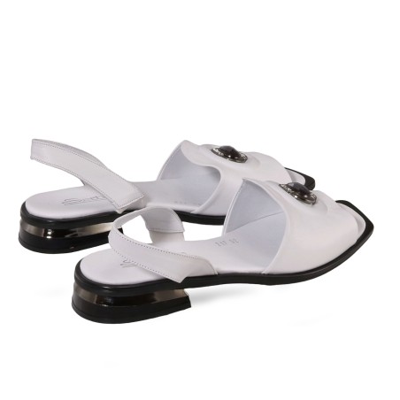 Women sandals