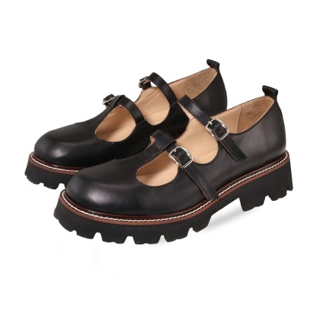 women court shoes