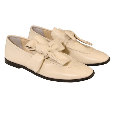 women court shoes