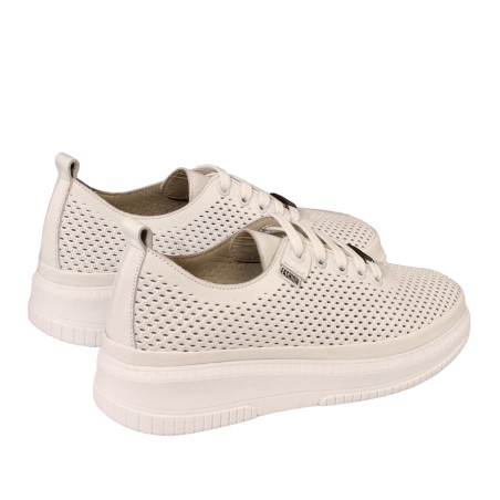women leisure shoes