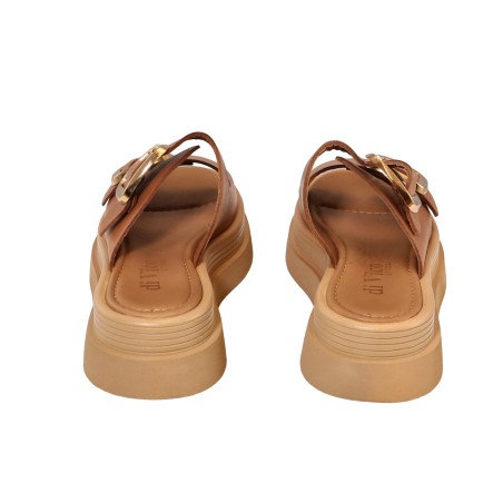 Women sandals