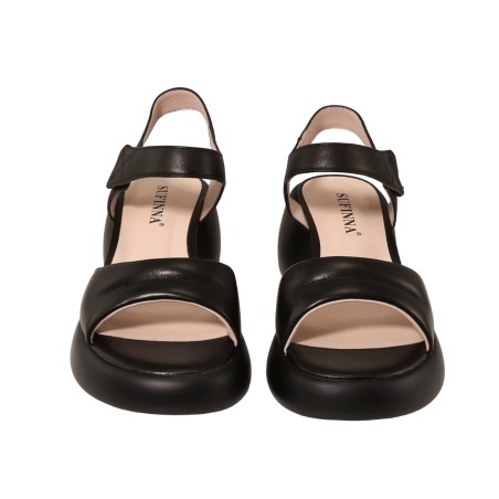 Women sandals
