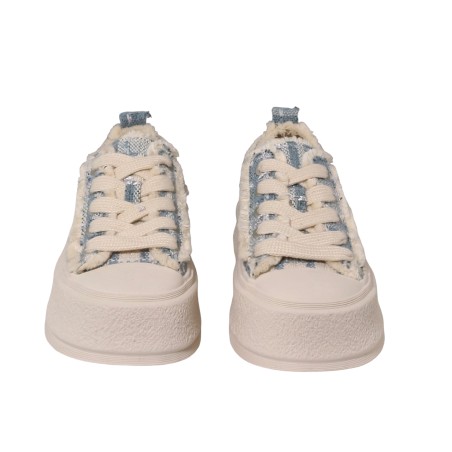 women court shoes