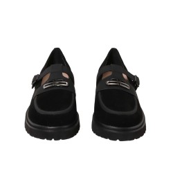 women court shoes