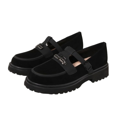 women court shoes