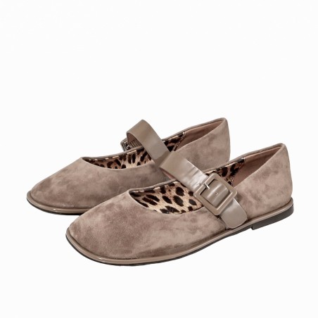 women court shoes