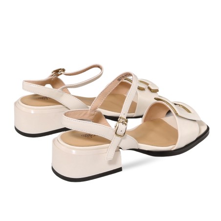 Women sandals