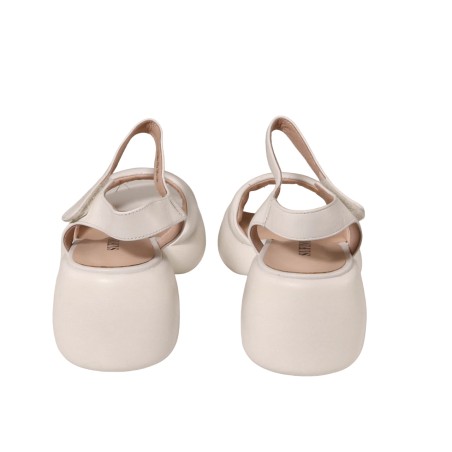 Women sandals