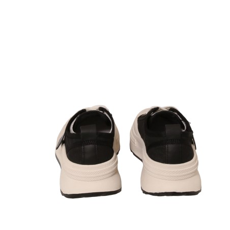 women leisure shoes