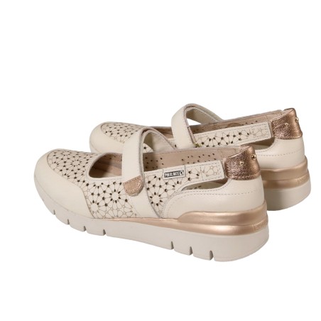 women leisure shoes