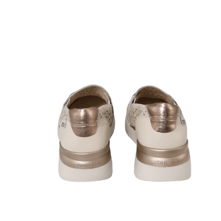 women leisure shoes