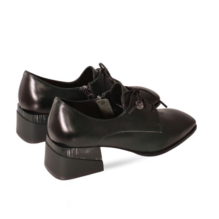 women court shoes