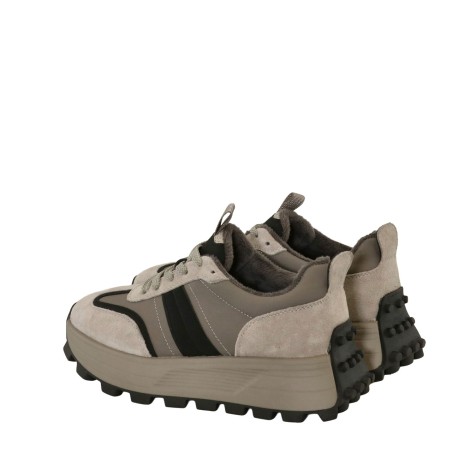 women court shoes