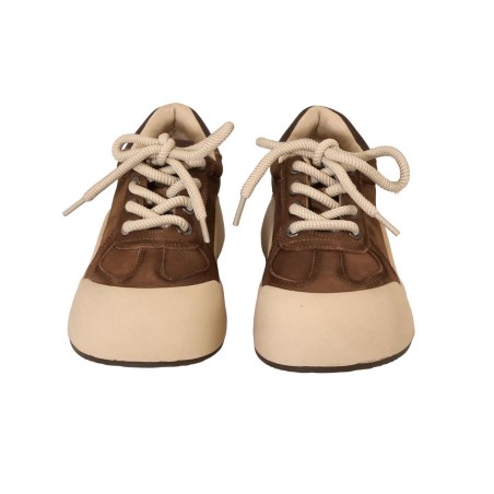 women court shoes