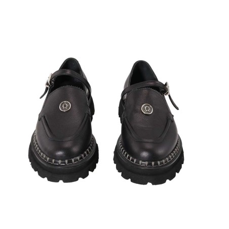 women court shoes