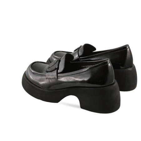 women court shoes