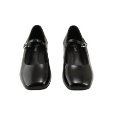 women court shoes