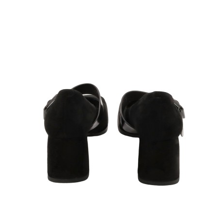 women court shoes