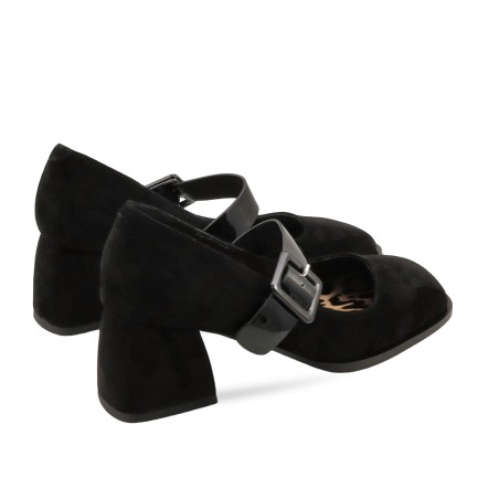 women court shoes