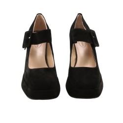 women court shoes
