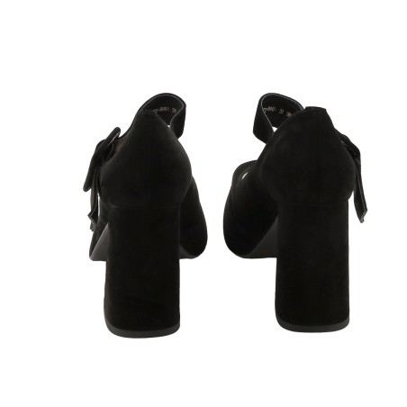 women court shoes