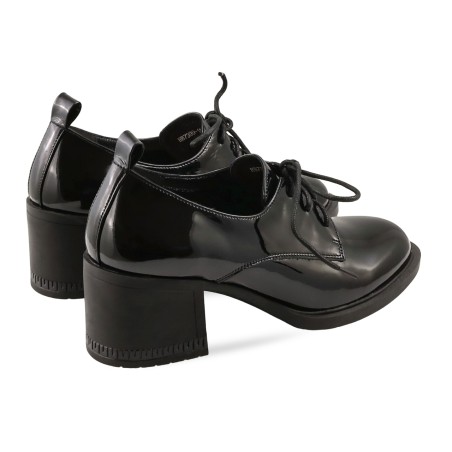 women court shoes