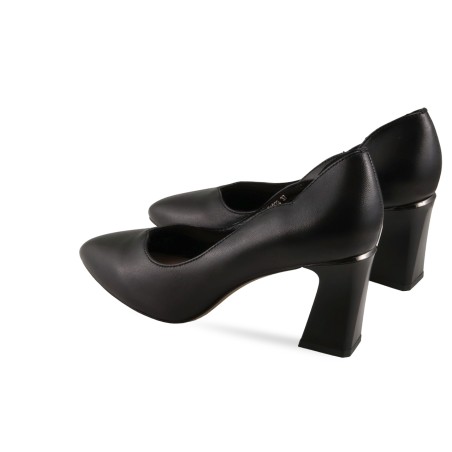women court shoes