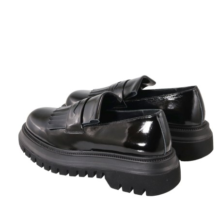 women court shoes