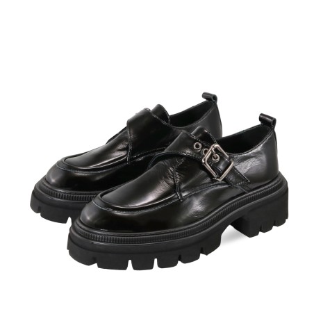 women court shoes