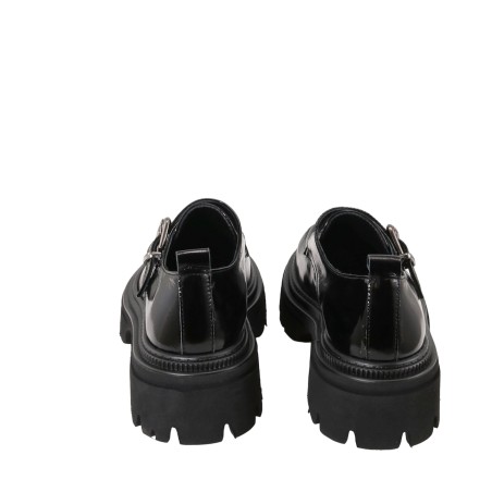 women court shoes