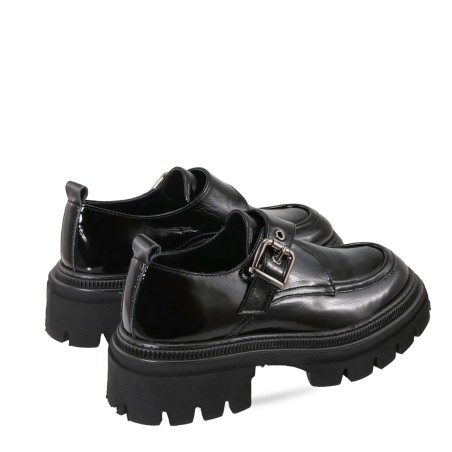 women court shoes