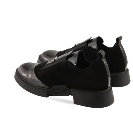 women court shoes
