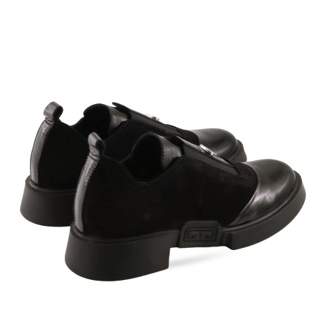 women court shoes